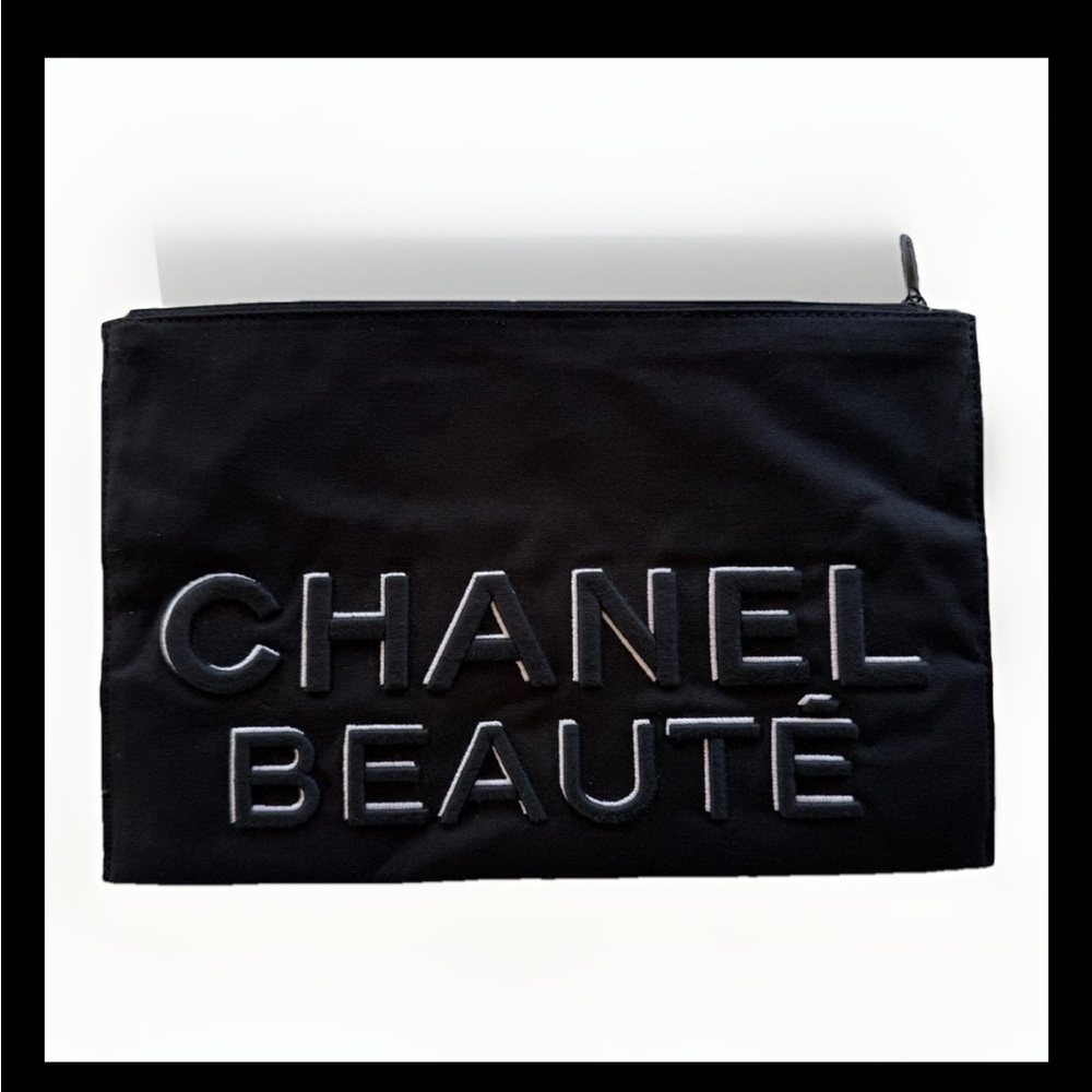 Chanel Beaute Limited Edition  Cosmetic/Makeup Pouch